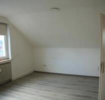 Volkmarsen 3 ZKB Dachgeschoß - 385,00 EUR Kaltmiete, in Volkmarsen (PLZ: 34471)