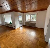 3 Zimmerwohnung mit Balkon in Hülben Warmmiete 1050€