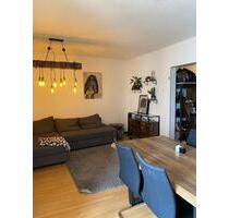 Charmante 2-Zimmer-Dachgeschosswohnung mit Balkon und Weitblick – Zentrale Lage nahe Bahnhof Euskirchen