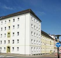 Wohnen im Herzen der Südvorstadt: Helle Altbauwohnung mit perfekter Infrastruktur - Plauen Altstadt