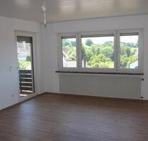 3 ZimmerKücheBad Etagewohnung mit Balkon - Höheinöd