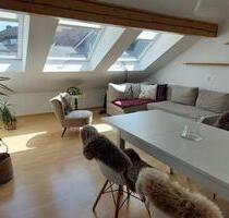 Schöne stilvolle 2,5 Zimmer DG Wohnung ab 01.07.25 frei - Dortmund Hombruch