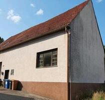 Sanierungsbedürftiges Bauernhaus mit Stall und Scheune - Pirmasens