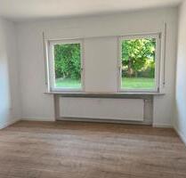 Hell & stilvoll – Frisch renovierte 2-Zimmer-EG-Wohnung - Wermelskirchen