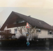 Mehrfamilien-Wohnhaus mit großem Garten - Vöhl