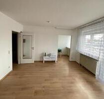 Kleine zentrumsnahe Stadtwohnung mit Balkon und Tiefgaragen-Stellplatz in Nürnberg-Johannis!