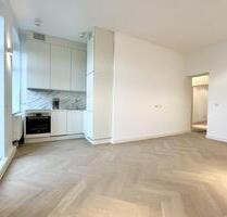 Wunderschönes Apartment im ruhigen Hinterhaus | Balkon | EBK | Altbau | Erstbezug nach Kernsanierung - Berlin Steglitz-Zehlendorf