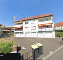 Erdgeschosswohnung in Kleinochsenfurt mit Balkon und Garage