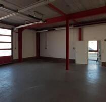 Halle mit Büro mit eigenem Zugang - Hemhofen