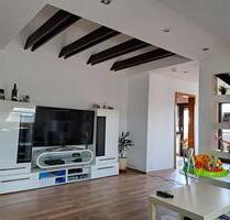 Moderne 3 Z-Wohnung mit Balkon, Garage u. Balkonkraftwerk - Tauberbischofsheim