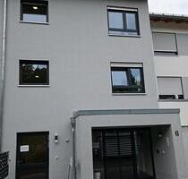 Neuwertiges 1 Zi.Apartment im BRK-Seniorenzentrum mit Einbauküche - Gößweinstein