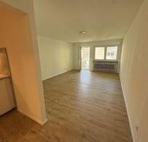 Erstbezug nach Sanierung mit tollem Süd-West Balkon - Stuttgart Bad Cannstatt