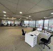 Autohausbüro - 3.000,00 EUR Kaltmiete, ca.  285,00 m² in Nürnberg (PLZ: 90451) Eibach