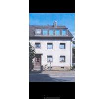Möblierte Spitzdachgeschoss Wohnung in Köln-Höhenhaus
