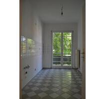 Frisch renoviert: 2Raum m. großem Balkon & Tageslichtbad mit Wanne in Möckern - Leipzig Nordwest