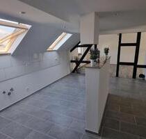 Moderne Dachgeschosswohnung in Wuppertal-Langerfeld zu vermieten.