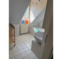 Dachgeschoss Wohnung zum Vermieten - Vaihingen an der Enz