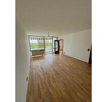 Helle 2-Zimmer-Wohnung mit Balkon & Fernblick in Wuppertal-Elberfeld Am Ringelbusch