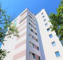 Ab Mitte JUNI vermietbar! Apartment mit BALKONDuscheAufzug - Chemnitz Altendorf