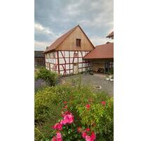 Fachwerkhaus in Hofanlage . Ehem. Dorfladen - Neunkirchen-Seelscheid