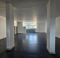 Große Gewerbefläche in Duisburg-Neudorf