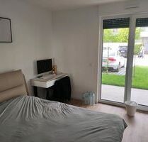 Ein Zimmer für Zwischenmieten - 700,00 EUR Kaltmiete, ca.  25,00 m² in Fürth (PLZ: 90763) Südstadt