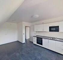 Erstbezug nach Sanierung: Moderne 4-Zimmer-Maisonettewohnung mit Einbauküche! - Wienhausen