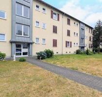 **Einziehen und wohlfühlen! +Balkon +modernes Tageslichtbad +Laminat +großzügig** - Marl