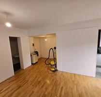 1,5-Zimmer-Wohnung in Stuttgart-Kaltental teilmöbliert, Terrasse