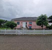 Einfamilienhaus Bungalow Doppelgarage Eichenbarleben - Hohe Börde