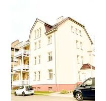 BEZUGSFREI Vier-Zimmer-Wohnung mit Balkon und Seeblick - Prenzlau