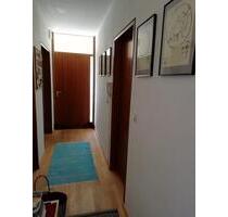 WG Zimmer in 3 Zimmer Wohnung mit kleinem Nebenzimmer - Tübingen Lustnau