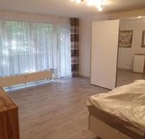 Traumwohnung unbefristet: WG-geeignete 2-Zimmer-Wohnung mit 2 Bal - Marburg