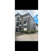 Wohnung im EG mit kleinem Garten und eigenem Parkplatz - Gütersloh Kattenstroth