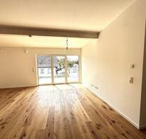 Traumhafte 2,5-Zimmer-Wohnung mit Balkon - Uffenheim