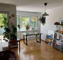 Helle 3-Zi.-Whg. mit Garten, Garage & Terrasse – inkl. EBK - Kassel Philippinenhof-Warteberg