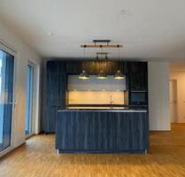 Wunderschöne 3 Zimmer Wohnung - 1.250,00&nbsp;EUR Kaltmiete, ca.&nbsp; 92,00&nbsp;m&sup2; in Amberg (PLZ: 92224)