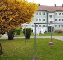 Exklusives und möbliertes 1,5-Zimmer-Apartment mit See- und Alpenblick - Tettnang