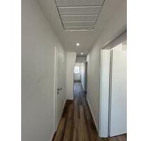 Erstbezug nach Sanierung: 2-Zimmer-DG-Wohnung in Lampertheim