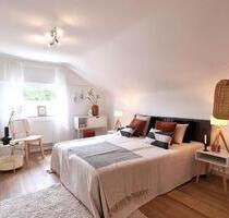Erstbezug nach Sanierung mit EBK: 2,5-Zimmer-Wohnung in Ditzingen