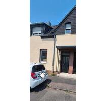 Reihenmittelhaus in Rhein und Groovnähe - Köln Porz