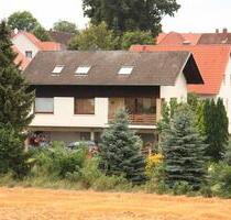 Großzügige Wohnung in sep. Gebäude - Bad Gandersheim