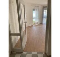 Helle, 2 Zimmerwohnung mit Balkon - Oberursel (Taunus)