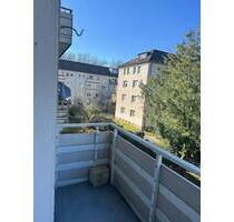 2,5 Zimmer Wohnung mit Balkon in Essen-Holsterhausen