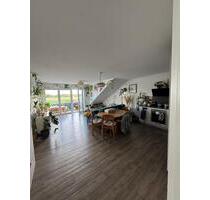 Schöne 2,5-Zimmer-Wohnung (65 qm) mit Main-Blick in Bergheinfeld - Bergrheinfeld
