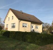 Gemütliche DG Wohnung mit Garten (4 ZKB + EBK) - Rittersdorf