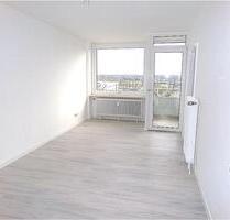 Helle 1-Zimmer-Wohnung mit Balkon und Weitblick in Celle - Laatzen