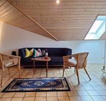 Großzügiges Dachstudio - 75,00 EUR Kaltmiete, in Kirchheim unter Teck (PLZ: 73230)