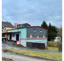 Gewerbe-Lagerfläche mit Lastenzug & Rampe in Altenkirchen - Altenkirchen (Westerwald)