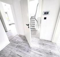 Elegante 4,5 Zimmer Wohnung mit Balkon & Kamin| Erstbezug - Heilbronn Frankenbach